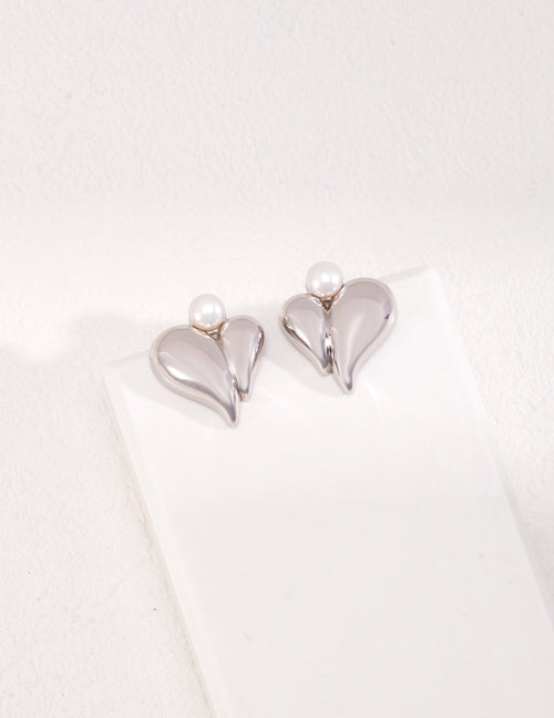 Amorous Blaze (Earrings)