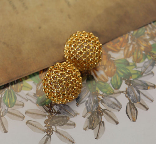 Gleaming Bauble
